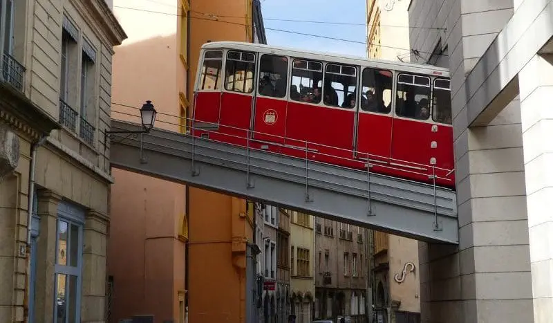 funiculaire quartier gros caillou lyon 4