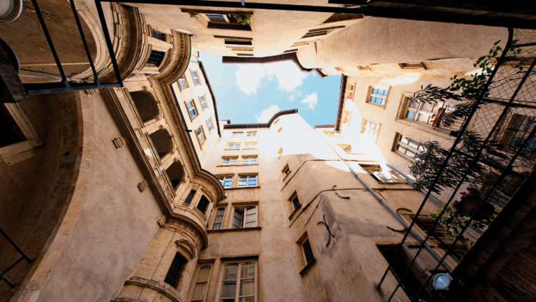 Lyon
